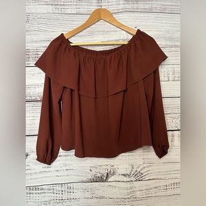 Wilfred - Over the shoulder Top